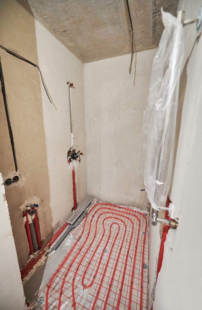 bathroom-with-heated-floor-before-and-after-renova-2023-03-27-19-57-26-utc2